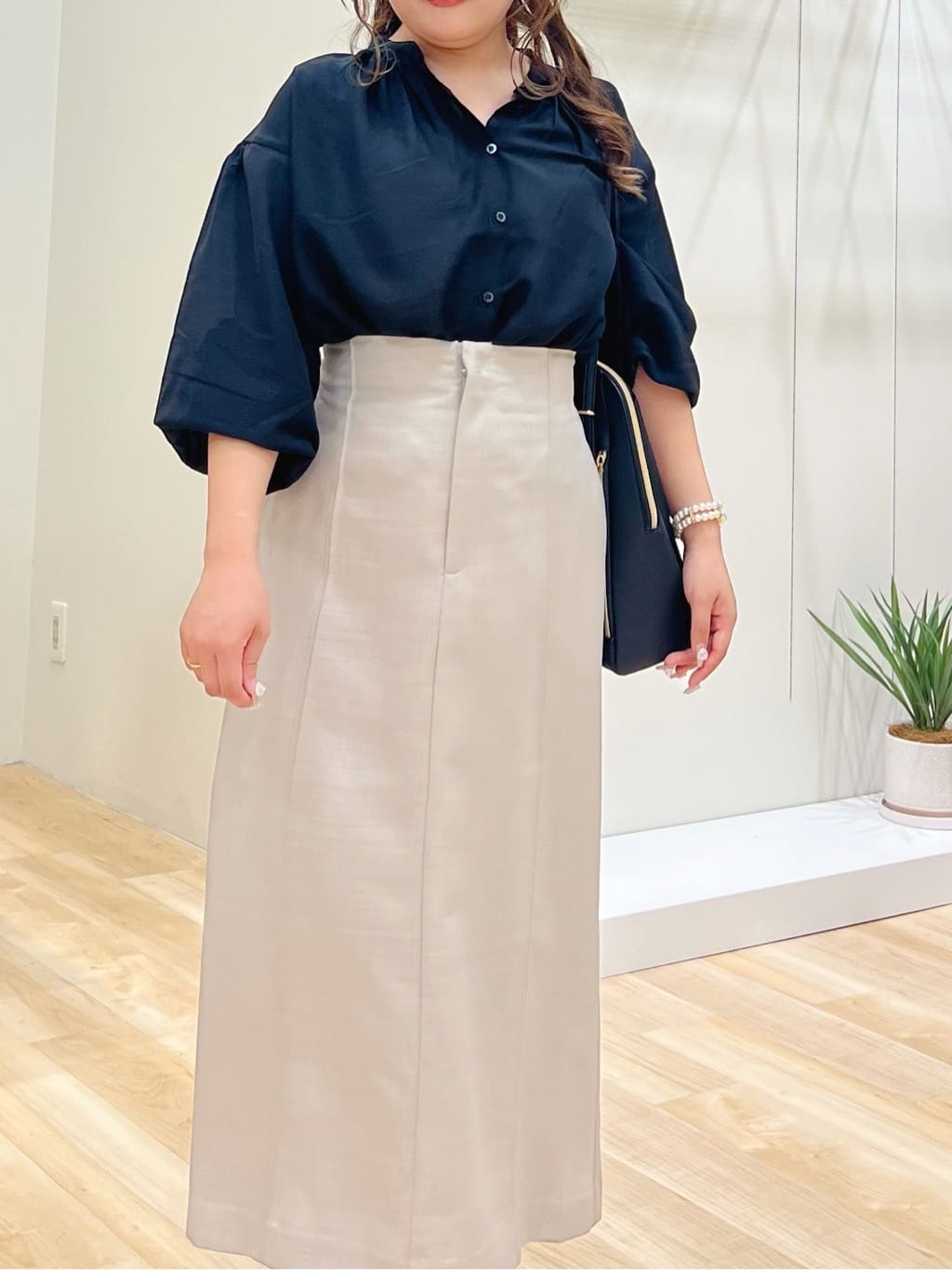 みことさんの「grove｜【カセット服】洗えるストレートシルエットスカート」を使ったコーディネート