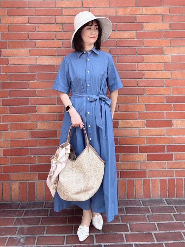 makiさんの「UNTITLED｜【遮熱・UVカット・ウォッシャブル】つば広HAT」を使ったコーディネート