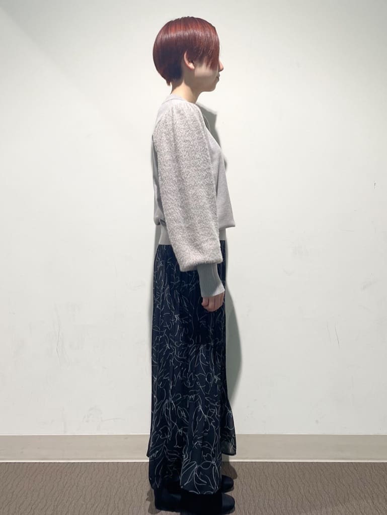 Marinさんの「OPAQUE.CLIP｜《新色追加》着丈が選べる！プリーツフレアスカート【イージーケア／防シワ／洗濯機洗い可】」を使ったコーディネート