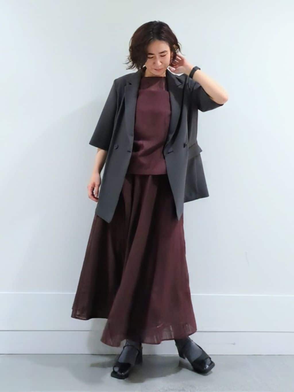 ミズタさんの「UNTITLED｜【UVカット/接触冷感/洗える/テーラード】ライトウェイト ハーフスリーブジャケット」を使ったコーディネート