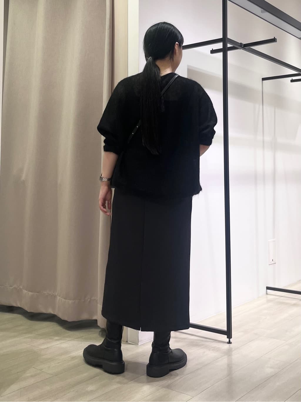 hasuさんの「INDIVI｜【キッドモヘヤ素材】ラウンドヘムニット」を使ったコーディネート