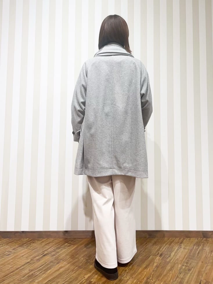 hassssyさんの「SHOO･LA･RUE｜【洗濯機可/S-LL】インせず着られる ふわふわハイネックニット」を使ったコーディネート
