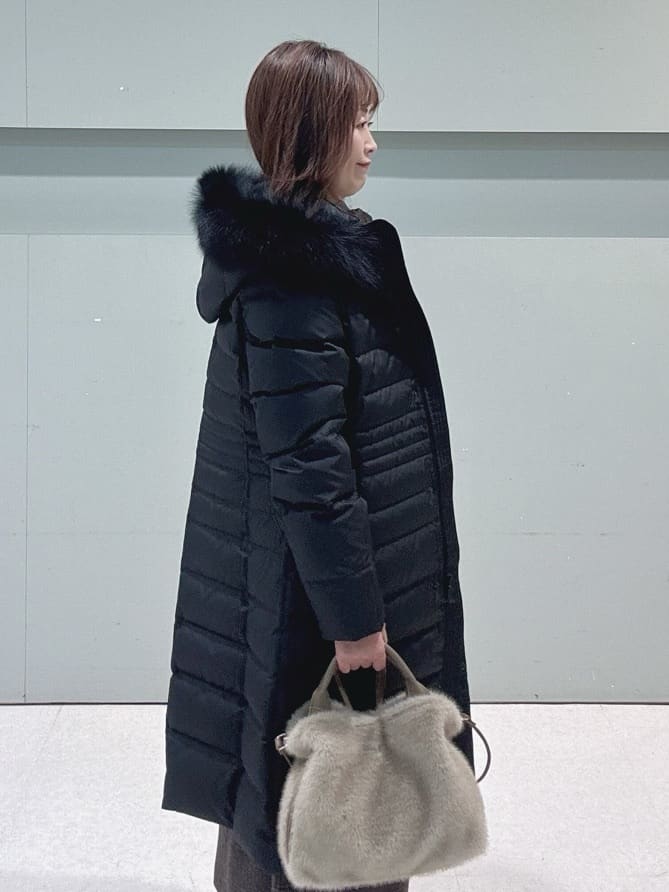 makiさんの「UNTITLED｜【はっ水機能/フード取り外し可/防寒】ロングダウンコート」を使ったコーディネート