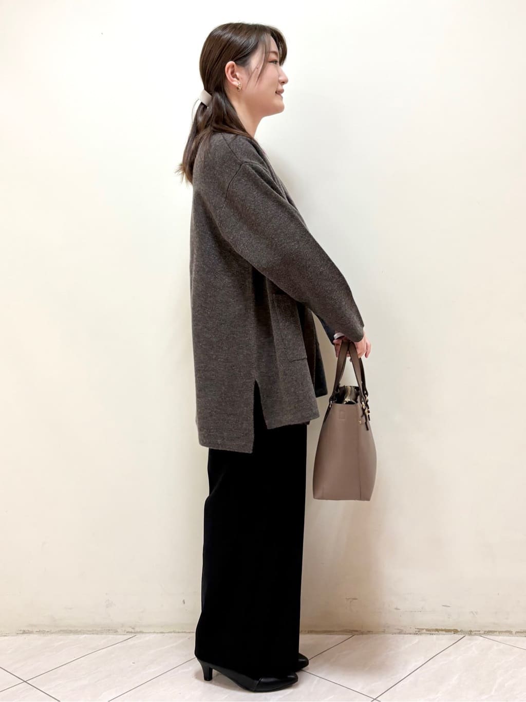 mikiさんの「Reflect｜【選べる6色／長く着られる◎】ボートネックニット」を使ったコーディネート