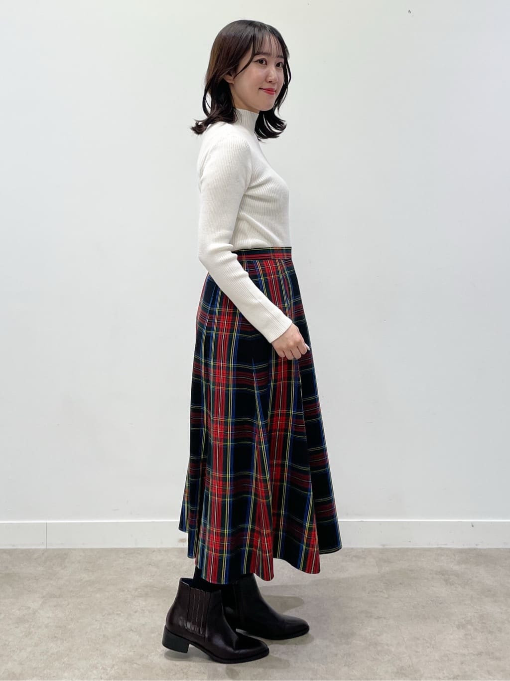yukariさんの「Dessin｜【2点セット・洗える】シャギーベストニットワンピース」を使ったコーディネート