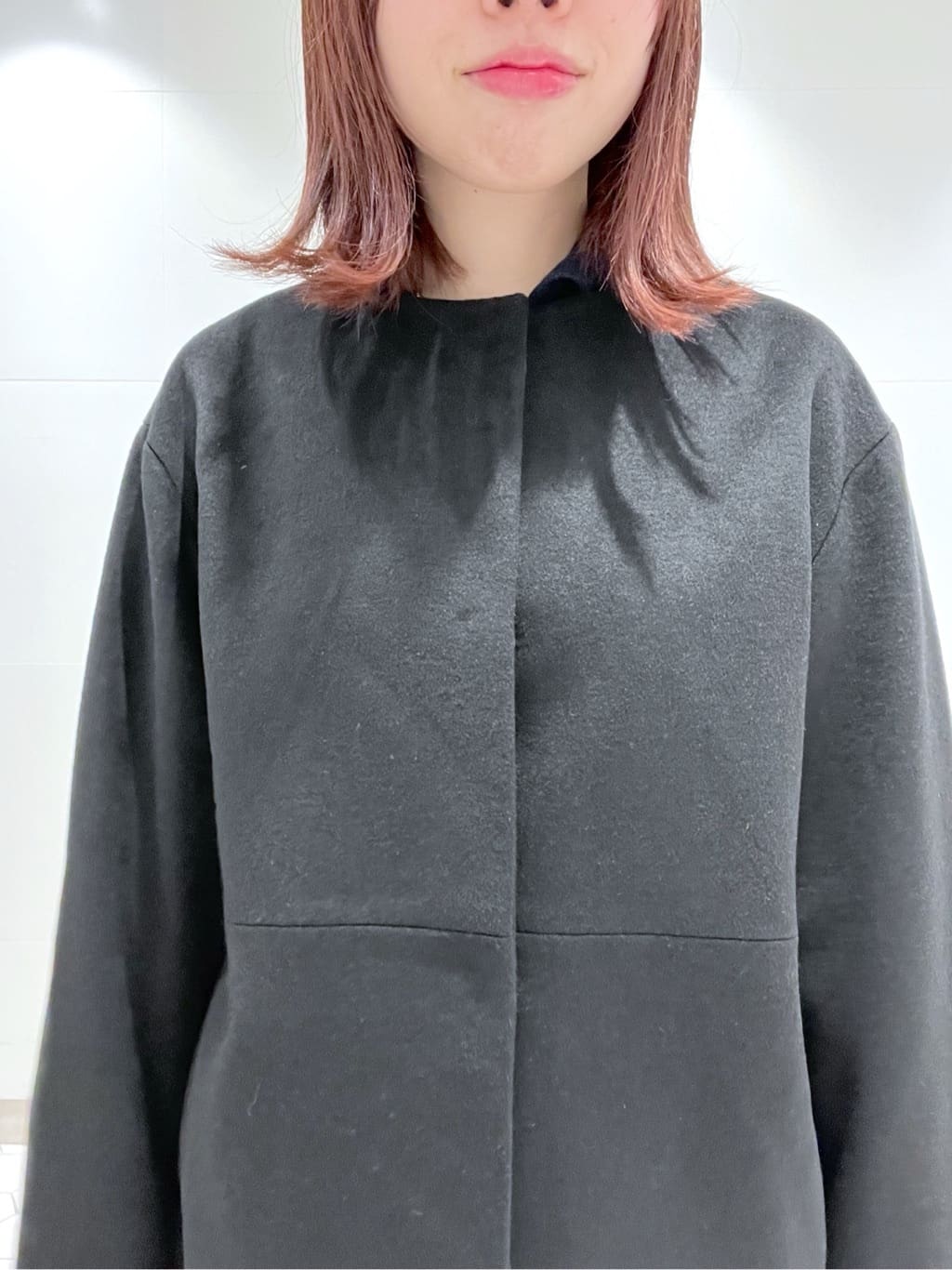 Makinoさんの「Dessin｜ウール混クルーネックコート」を使ったコーディネート