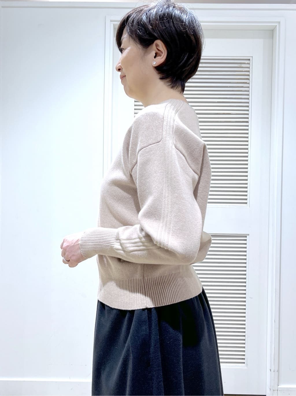 Miyazakiさんの「Dessin｜【ウエストゴム/洗える】起毛フレアシルエットパンツ」を使ったコーディネート