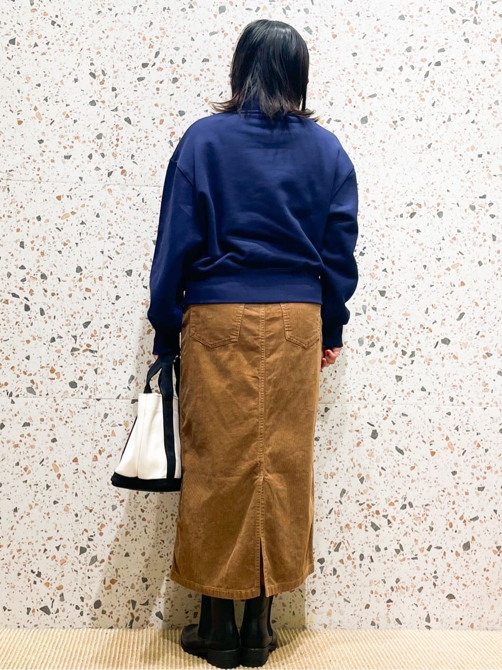 シゲリさんの「OPAQUE.CLIP｜ハーフZIPロゴ刺繍裏毛【洗濯機OK】」を使ったコーディネート