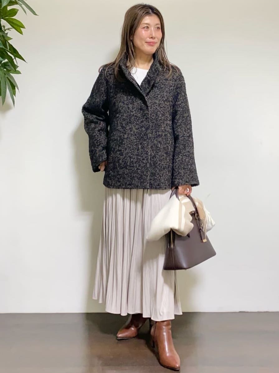 tomoさんの「UNTITLED｜【ふわふわニット/前後2WAY】フォックスカシミヤカーディガン」を使ったコーディネート