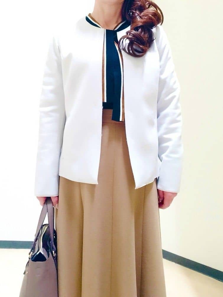 花さんの「Reflect｜【ライトアウター／通勤におすすめ◎／セットアップ可／すっきりシルエット】キレイめジャージジャケット」を使ったコーディネート