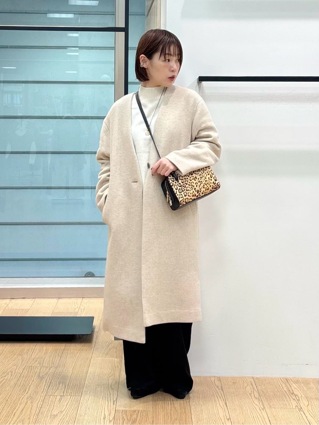 asamiさんの「INDIVI｜【冬ニット人気NO．1！／カシミヤ混】ミドルゲージハイネックニット」を使ったコーディネート