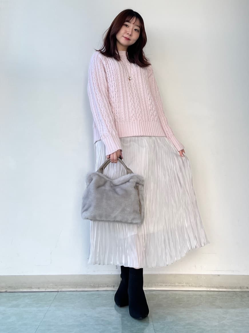 KAHOさんの「UNTITLED｜【洗える】スポンディッシュ ケーブル柄ニット」を使ったコーディネート