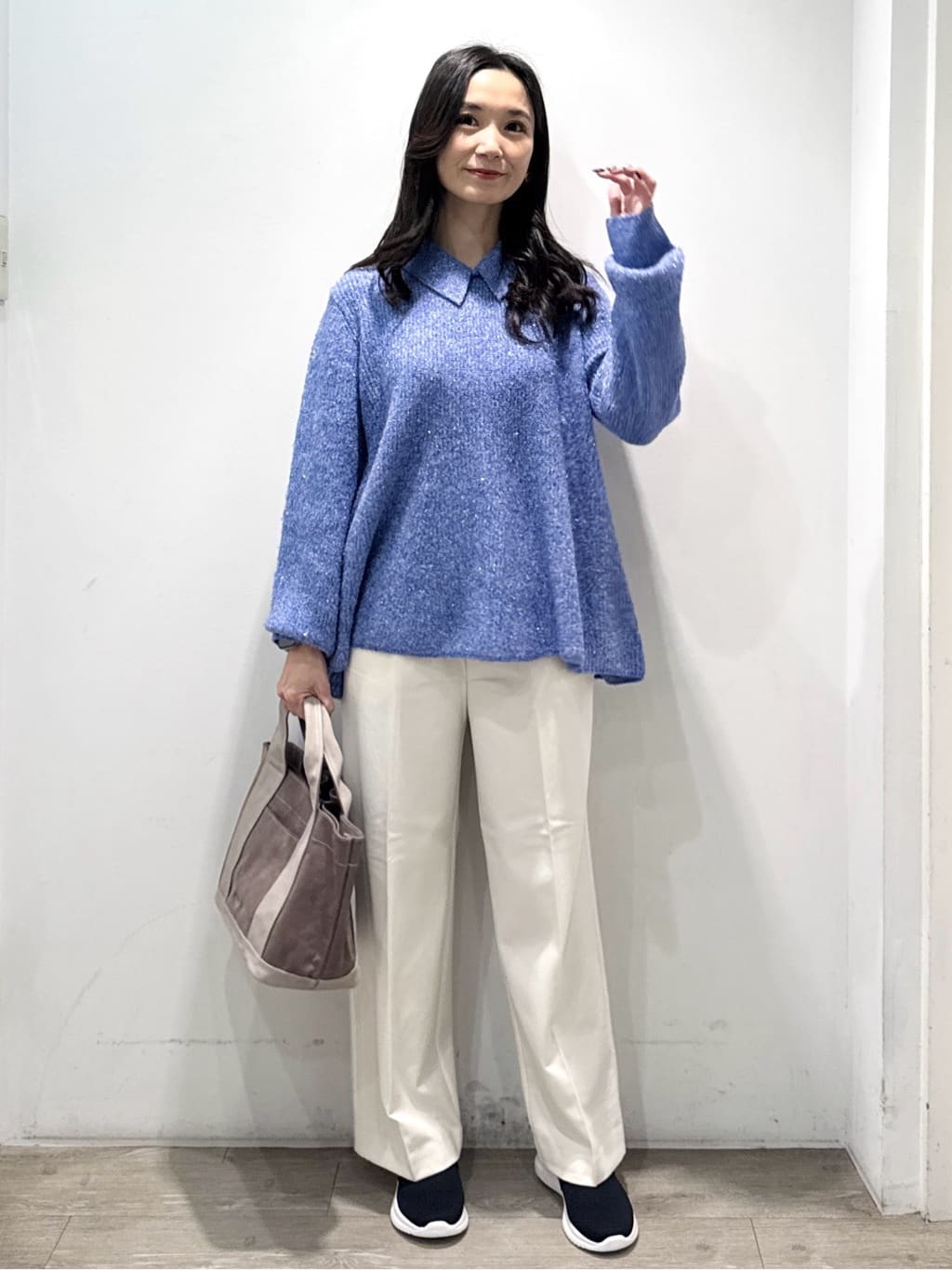 yuicciさんの「OPAQUE.CLIP｜スパンコールラメ衿2WAYペプラムニット【洗濯機OK】」を使ったコーディネート
