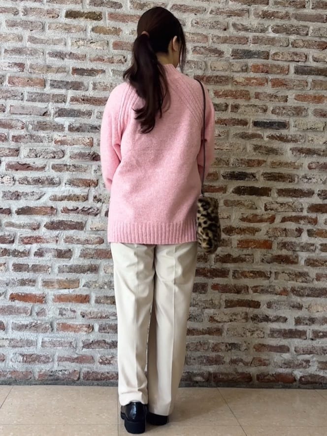 tokiさんの「THE SHOP TK｜ふんわり柔らかきれい色 ウール混ハイネックニット」を使ったコーディネート