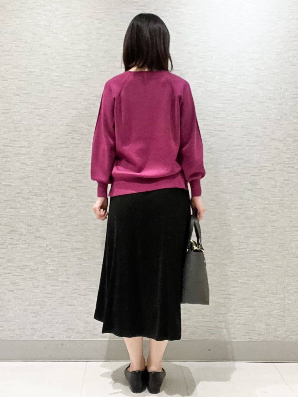 marikoさんの「Reflect｜【通勤】スエードライクフレアスカート」を使ったコーディネート