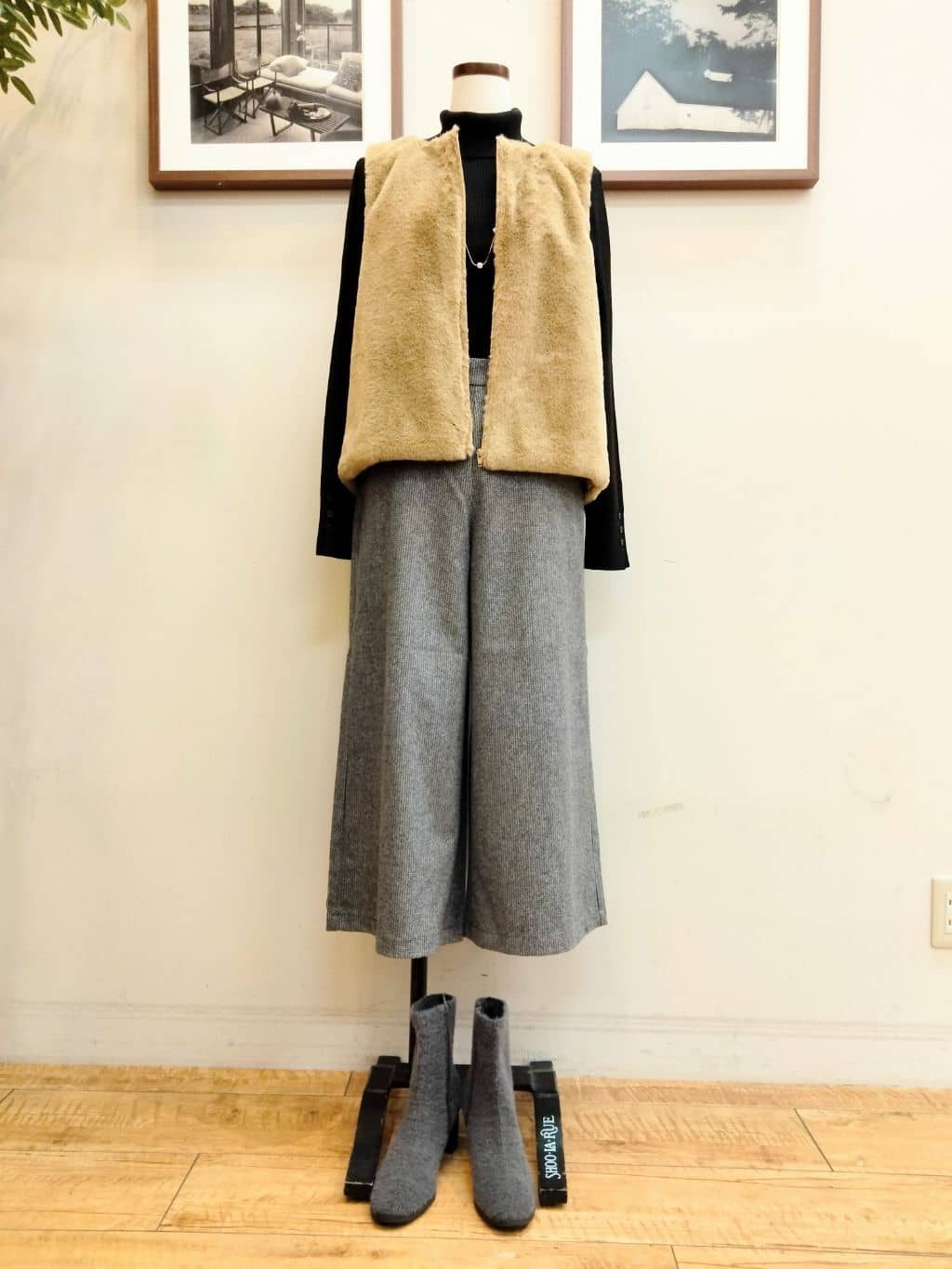 うっちーさんの「SHOO･LA･RUE｜起毛ニットブーツ」を使ったコーディネート