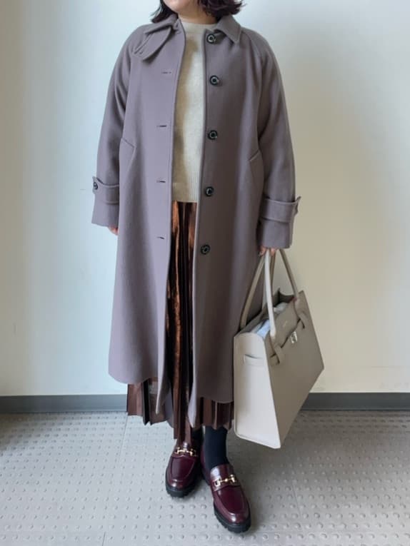 Asamiさんの「DRESSTERIOR｜Super110sウールステンカラーコート」を使ったコーディネート