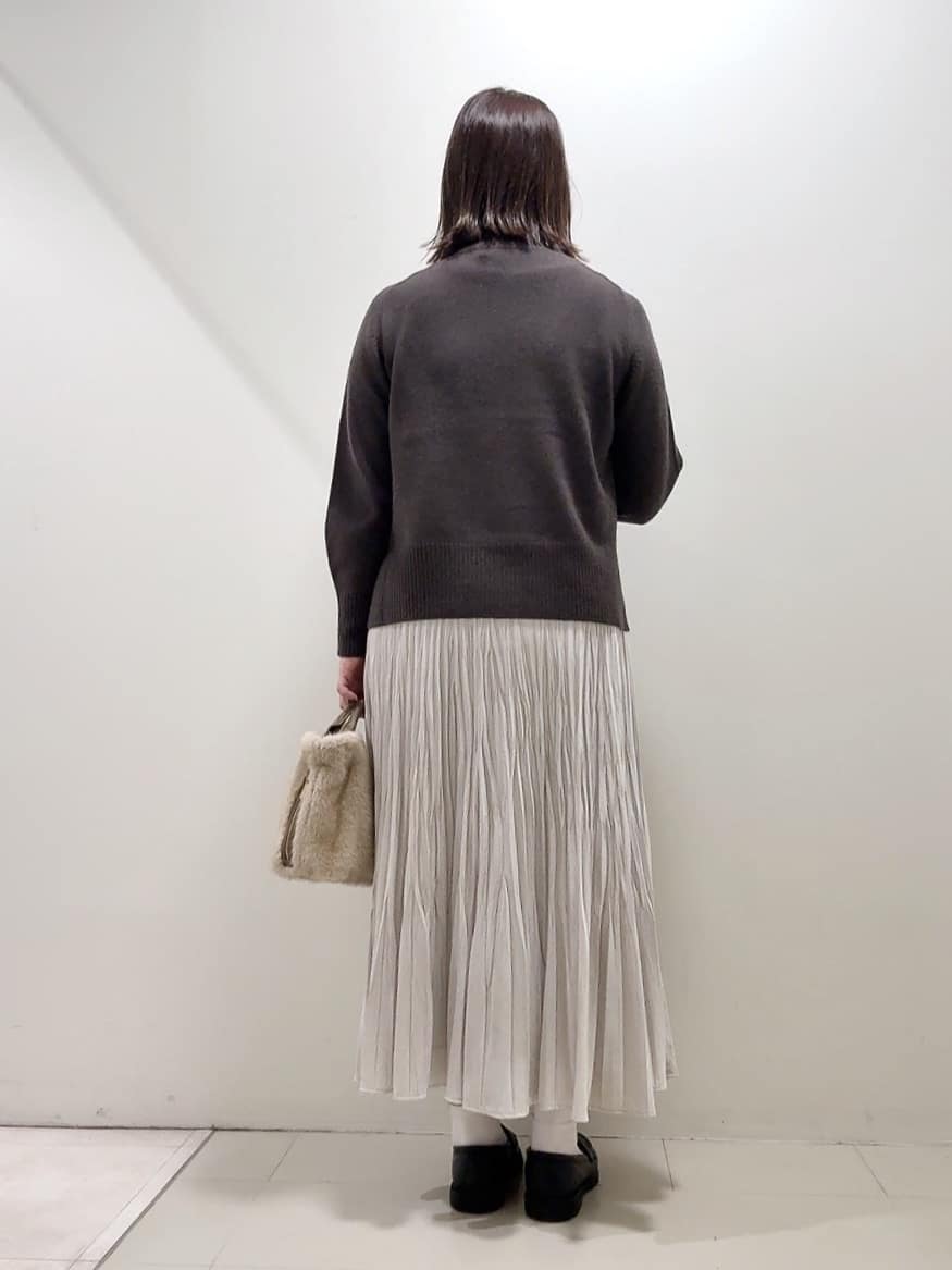 YUIさんの「UNTITLED｜【8色展開/洗える】ウールカシミヤ ハイネックニット」を使ったコーディネート