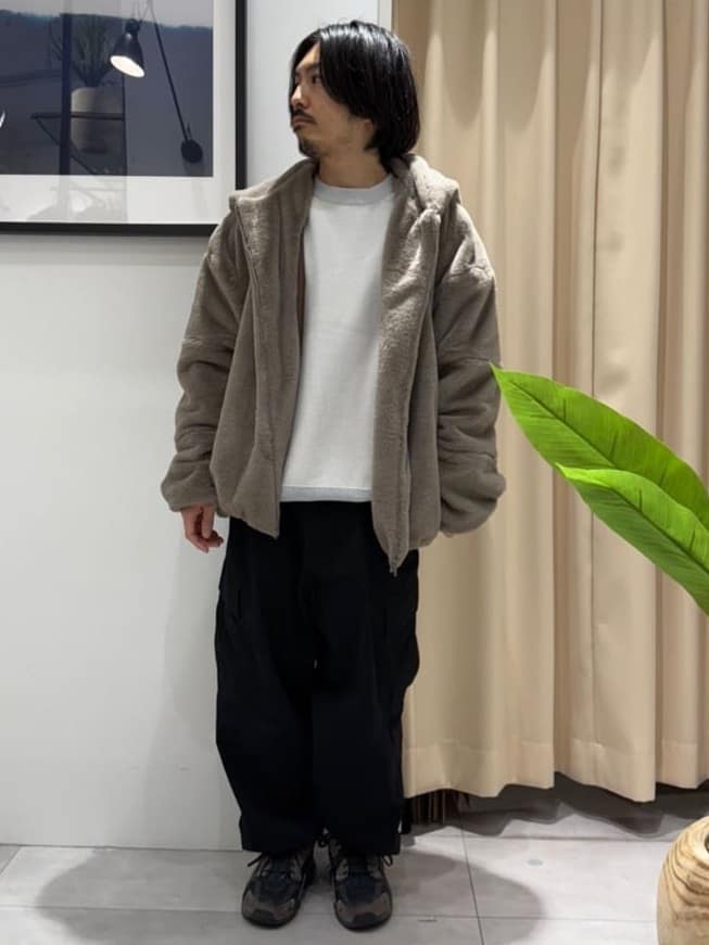 はさんの「THE SHOP TK｜【大人の上品カジュアルを叶える】ハグするニット 洗濯機OK／6色展開」を使ったコーディネート