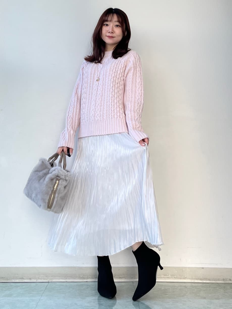 KAHOさんの「UNTITLED｜【洗える】スポンディッシュ ケーブル柄ニット」を使ったコーディネート