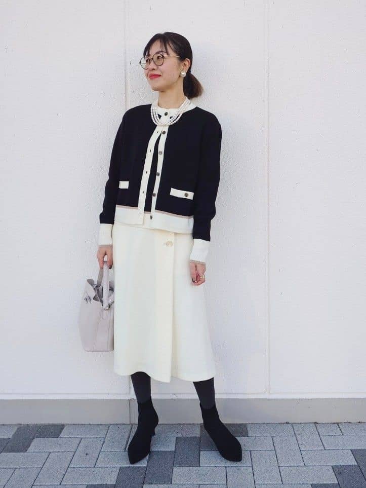 MUTSUKOさんの「UNTITLED｜【アンサンブル可/ジャケット風】ウールミラノリブカーディガン」を使ったコーディネート