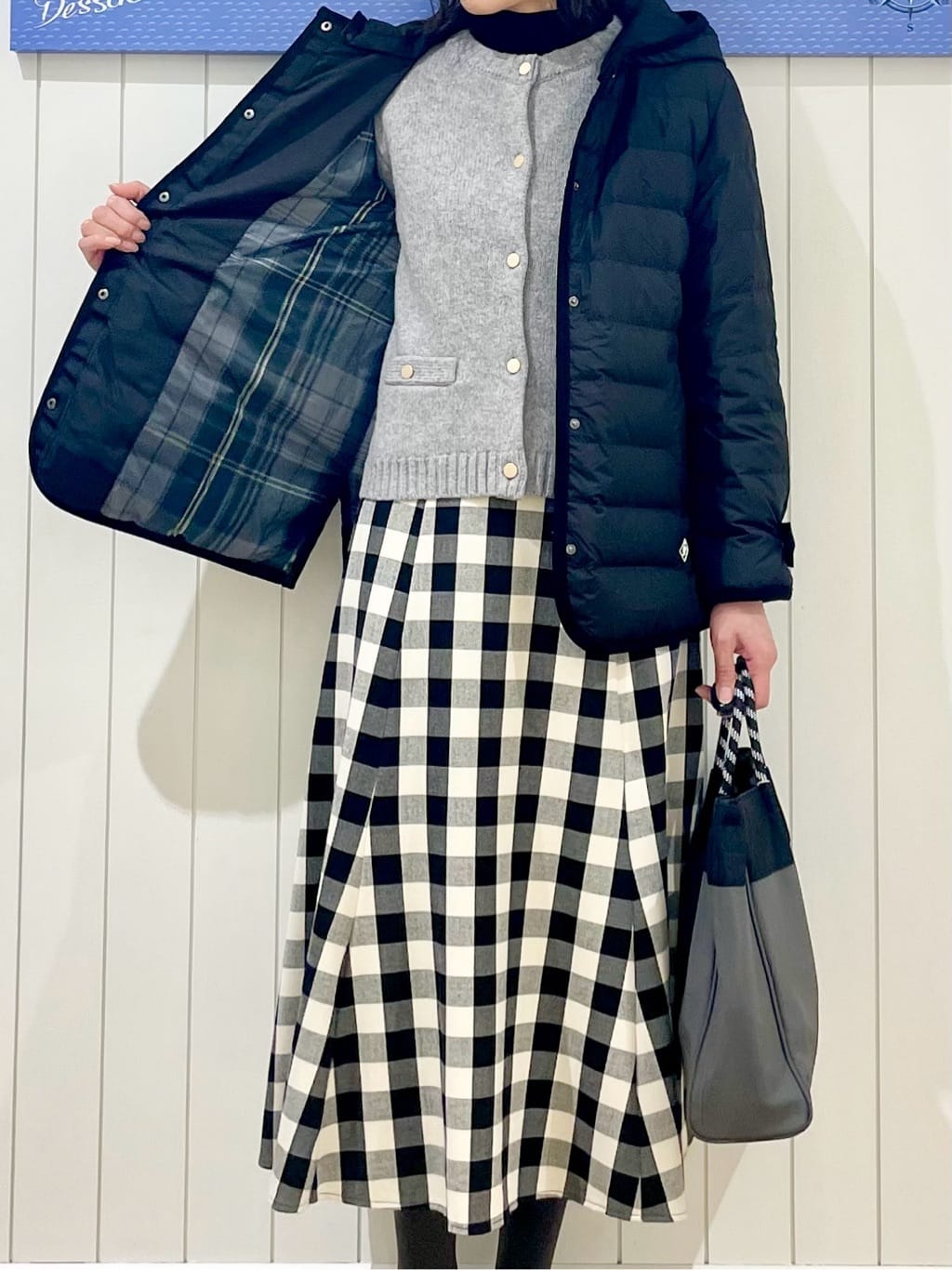 uwatokoさんの「Dessin｜ウールカシミヤカーディガン」を使ったコーディネート