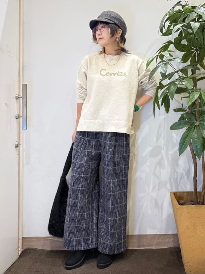 misakiさんの「SHOO･LA･RUE｜【あったか/S-LL】脚のラインをきれいに魅せる チェック柄ワイドパンツ」を使ったコーディネート