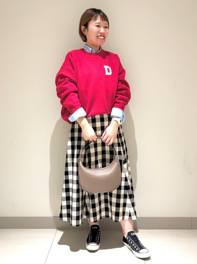 Liriさんの「Dessin｜【洗える】チェック柄起毛フレアスカート」を使ったコーディネート