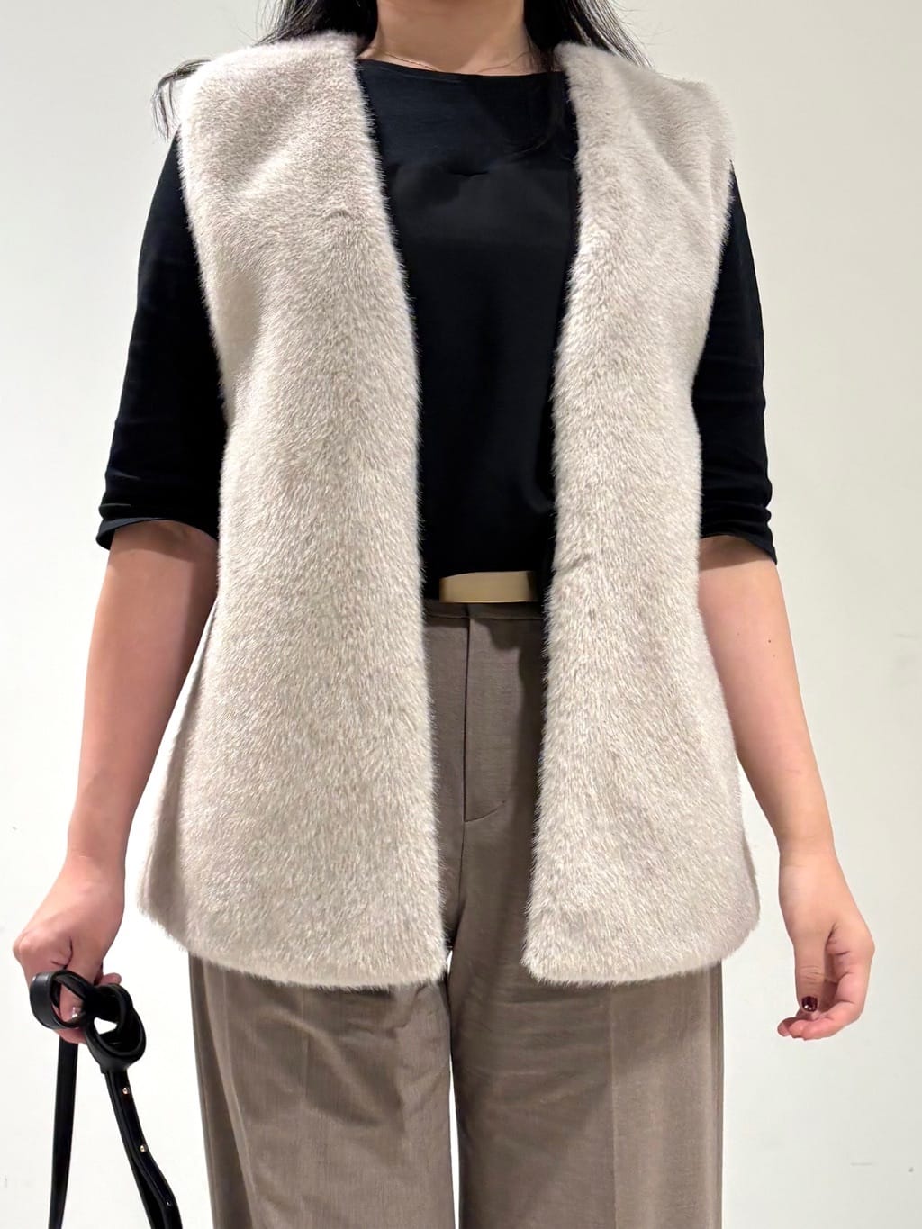 momokoさんの「INDIVI｜ミンク調フェイクファージレ」を使ったコーディネート
