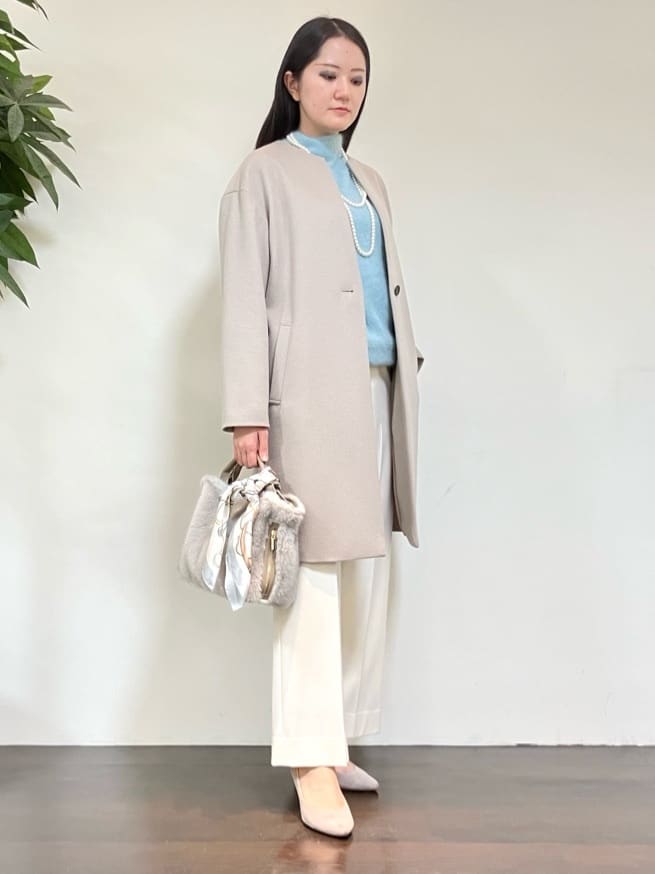 カレンさんの「UNTITLED｜【大人な品格/ふわふわニット】フォックスカシミヤ コクーンニット」を使ったコーディネート