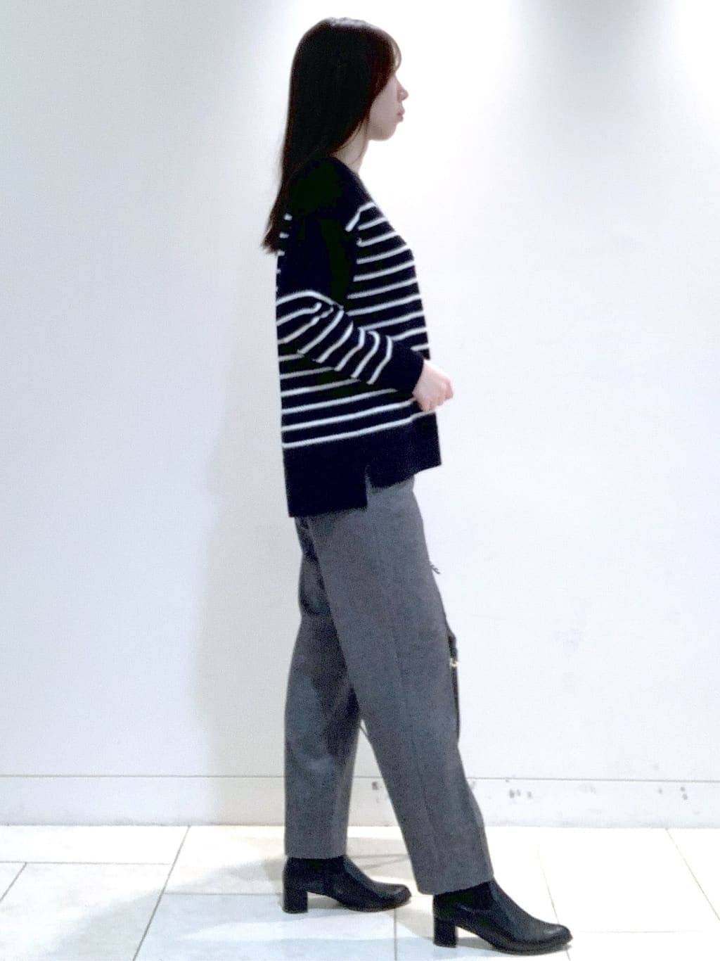 ヤマグチさんの「Reflect｜【足元すっきり見え／ファスナー開き】リブ編みニットブーツ」を使ったコーディネート