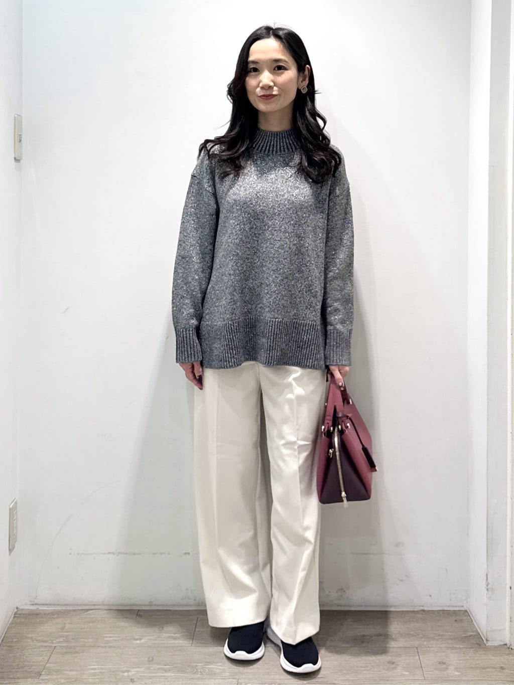 yuicciさんの「OPAQUE.CLIP｜ウォームタッチ イージーワイドパンツ【洗濯機洗OK／ストレッチ】≪SS～LL≫」を使ったコーディネート