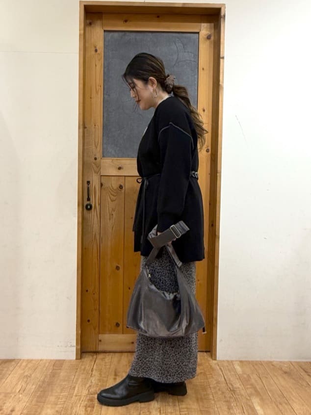 Ayana.さんの「SHOO･LA･RUE｜【洗濯機可/毛玉レス】上品に体型カバー チュニックニットワンピース」を使ったコーディネート