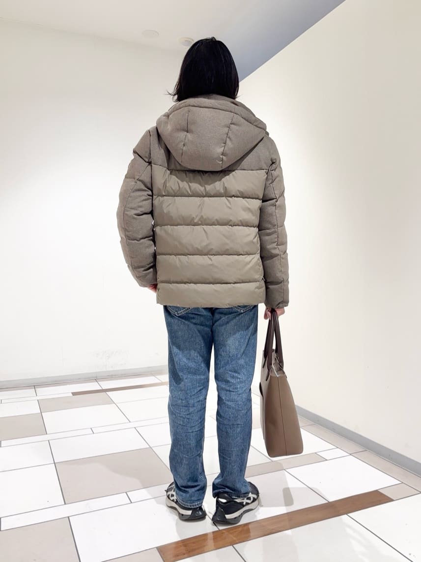 及川さんの「TAKEO KIKUCHI｜カラーコンビ ダウンブルゾン」を使ったコーディネート