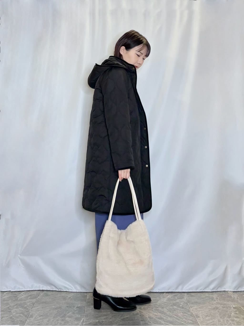 ネリさんの「SHOO･LA･RUE｜【着丈選べる/きっと虜になる】あったかもちもち ワイドパンツ」を使ったコーディネート