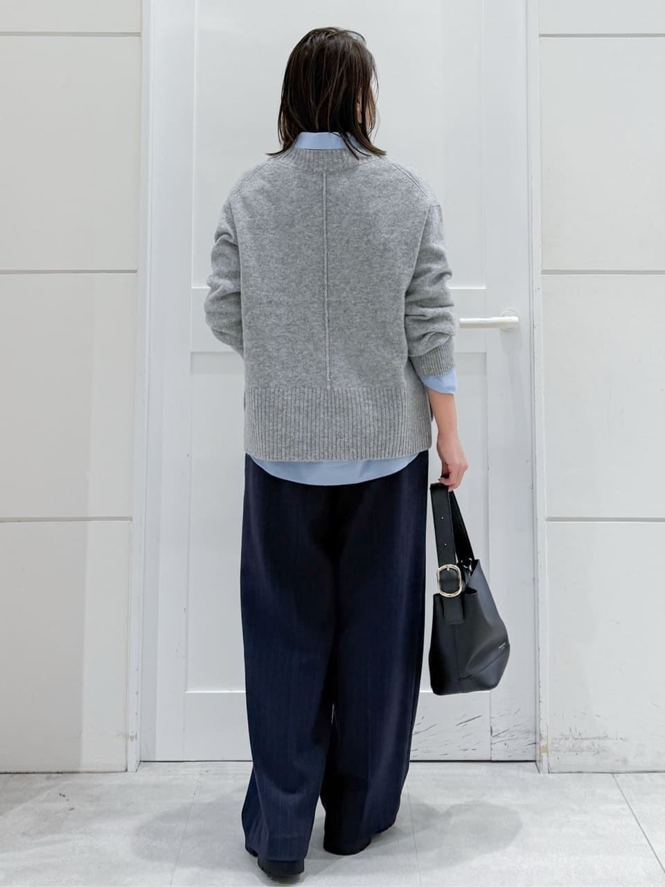 yuka.aさんの「OPAQUE.CLIP｜ポケット刺繍レギュラーカラーシャツ【洗濯機OK】」を使ったコーディネート