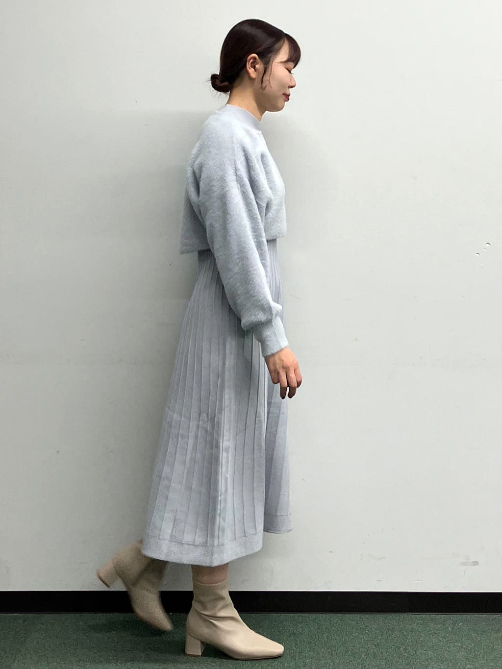MAYUKIさんの「index｜ラメフェザープルオーバーセット ニットワンピース【洗濯機OK】《XS～LL》」を使ったコーディネート