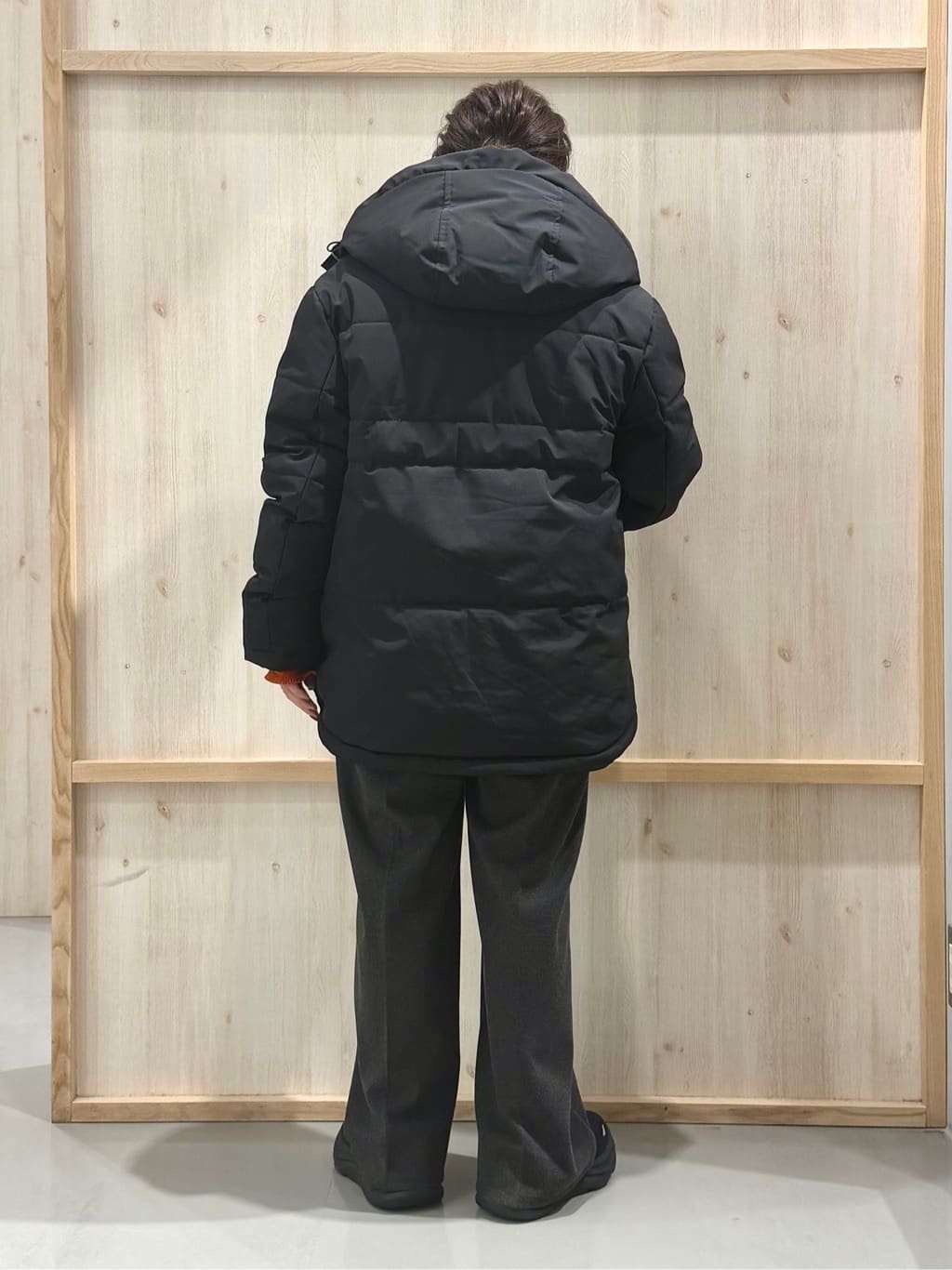 nanaさんの「THE SHOP TK｜【すっきり見えシルエット】上品ふわもこ中綿ブルゾン」を使ったコーディネート