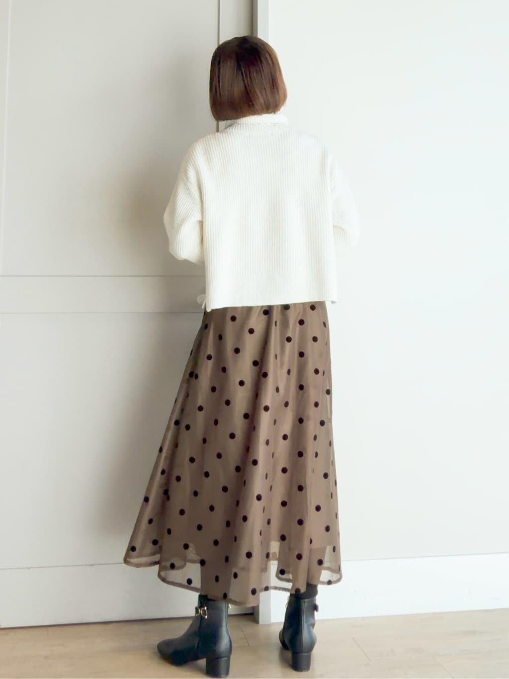 yamakoさんの「grove｜甘さを抑えて、品よく華やぐ　メッシュフロッキードットスカート」を使ったコーディネート