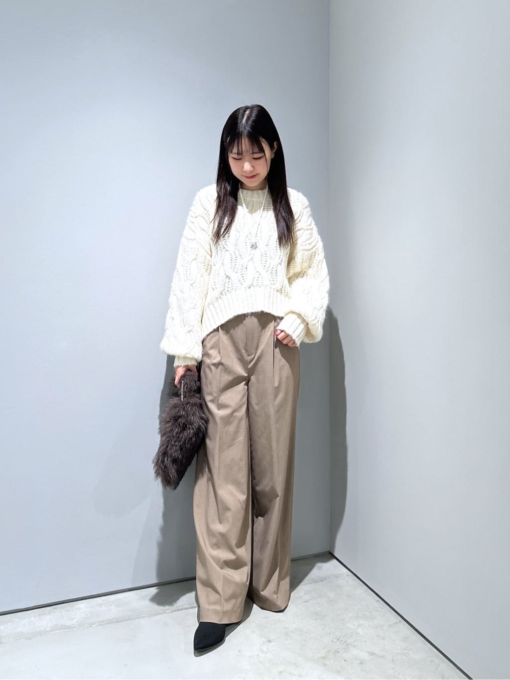 Renoさんの「INDIVI｜Timeless｜ベルテッドワイドパンツ【セットアップ対応】」を使ったコーディネート