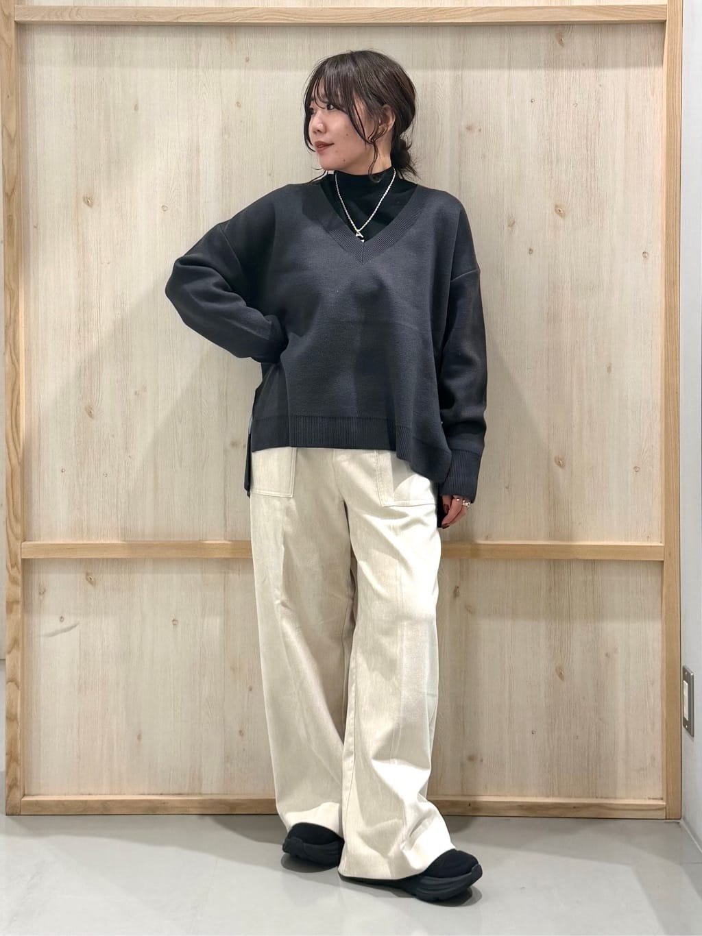 nanaさんの「THE SHOP TK｜【2WAY/洗える】リバーシブル フェイクファーブルゾン」を使ったコーディネート