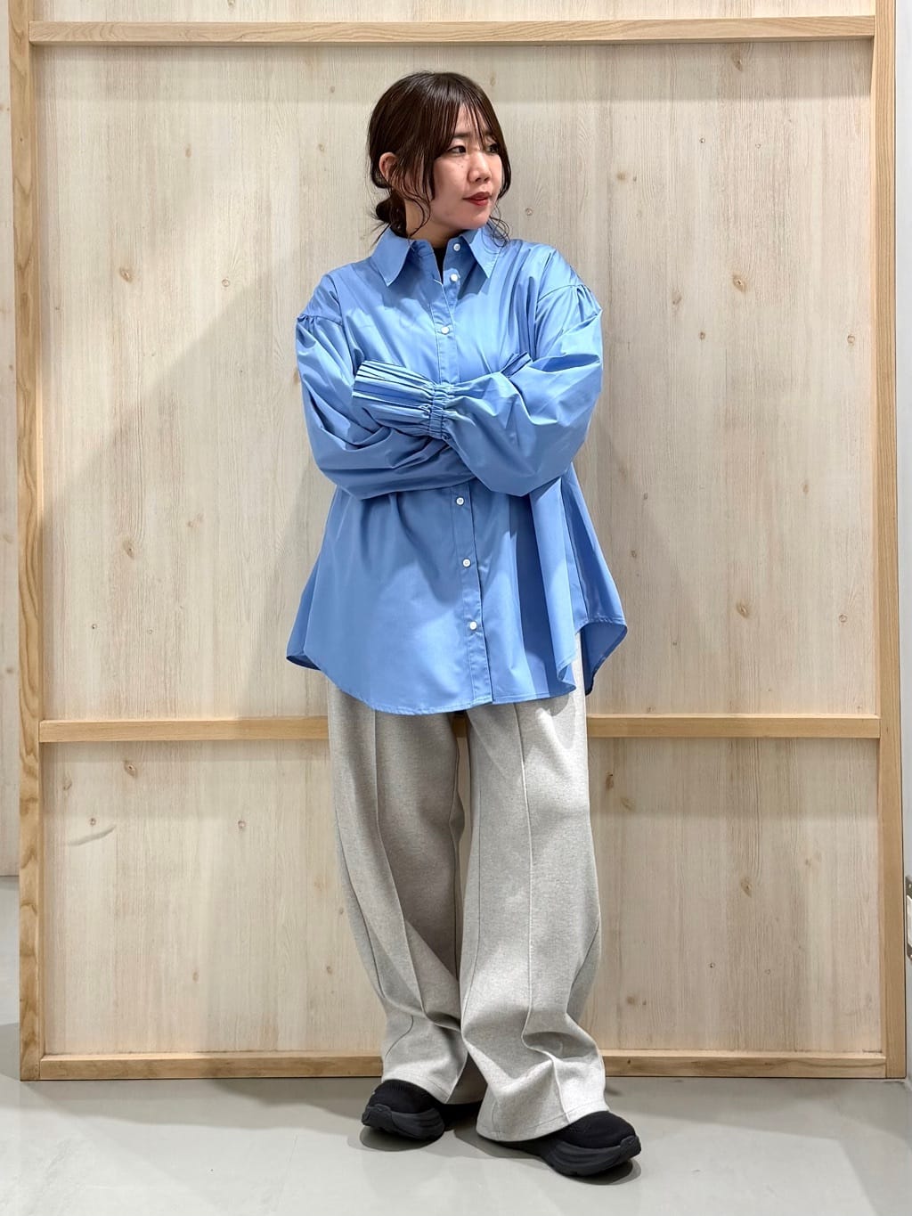 nanaさんの「THE SHOP TK｜ピンタックワイドパンツ」を使ったコーディネート