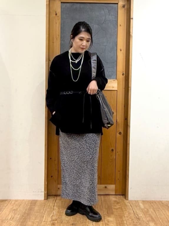 Ayana.さんの「SHOO･LA･RUE｜【洗濯機可/毛玉レス】上品に体型カバー チュニックニットワンピース」を使ったコーディネート