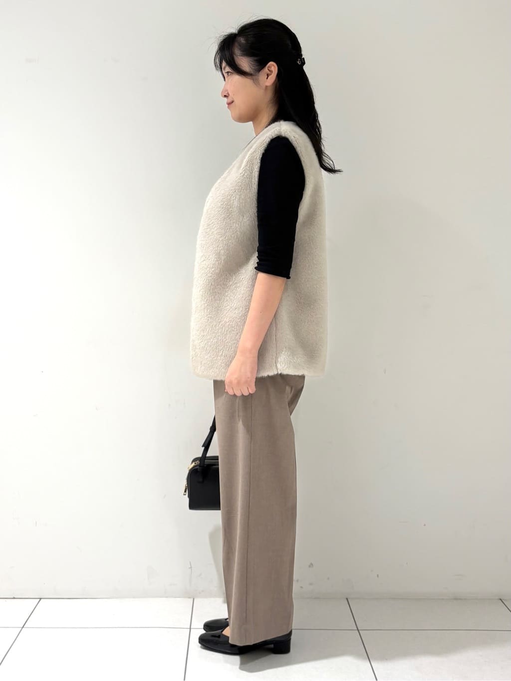 momokoさんの「INDIVI｜ミンク調フェイクファージレ」を使ったコーディネート