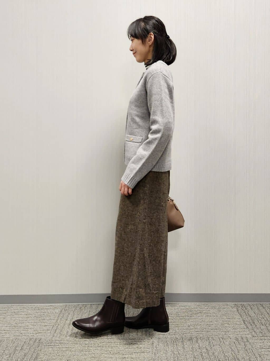 naraさんの「Dessin｜ウールカシミヤカーディガン」を使ったコーディネート