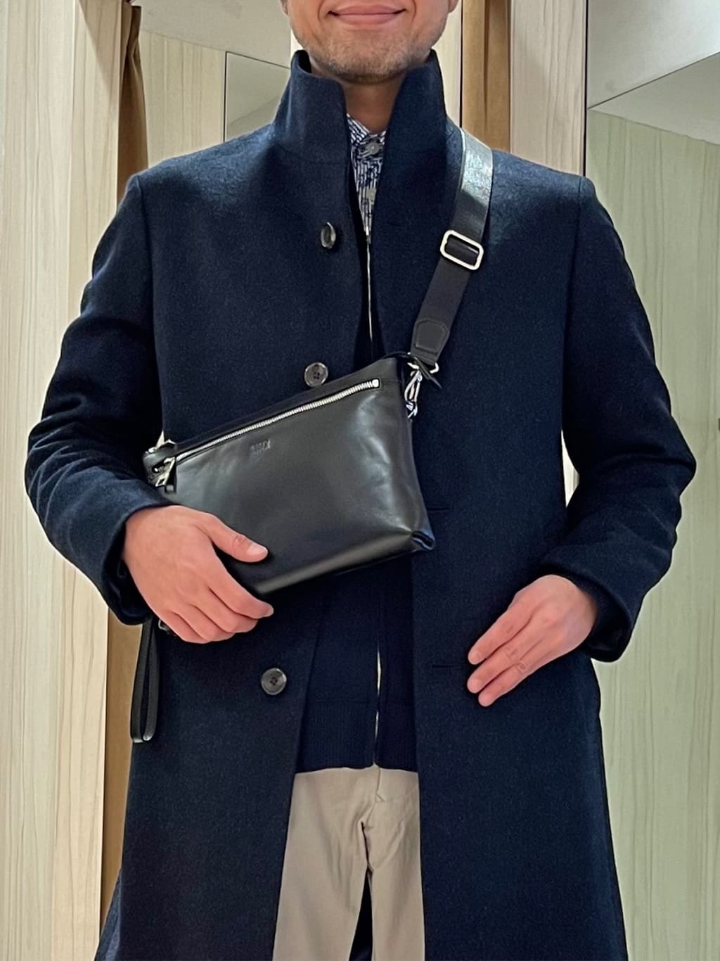 URAさんの「TAKEO KIKUCHI｜【ウールカシミヤブレンド】ビーバー調 スタンドカラー コート」を使ったコーディネート