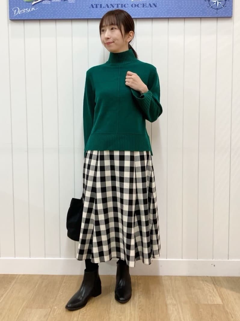 yoshiさんの「Dessin｜【洗える】センタータックラインハイネックニット」を使ったコーディネート