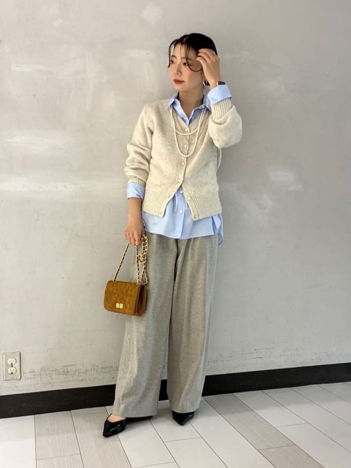 Rinさんの「UNTITLED｜【ふわふわニット/前後2WAY】フォックスカシミヤカーディガン」を使ったコーディネート