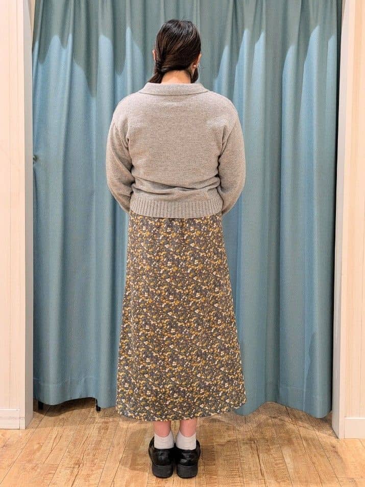 うりさんの「SHOO･LA･RUE｜【S-LL】華やかで主役 花柄Aラインスカート」を使ったコーディネート