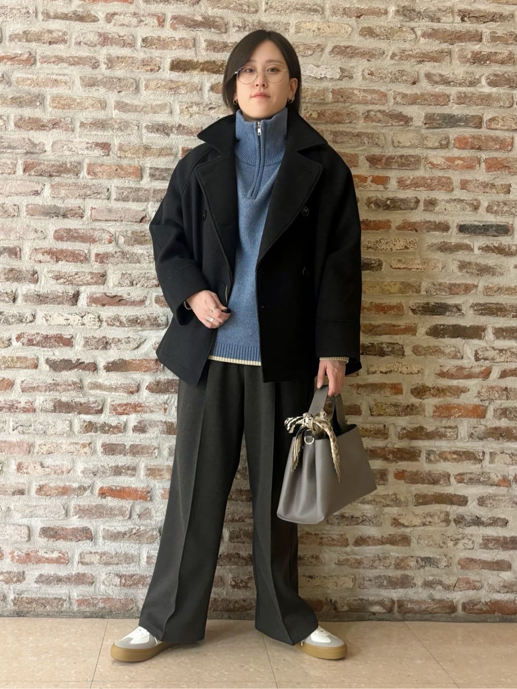 しばさんの「THE SHOP TK｜【洗える】ほど良くラフで女性らしい ハーフZIPニット」を使ったコーディネート